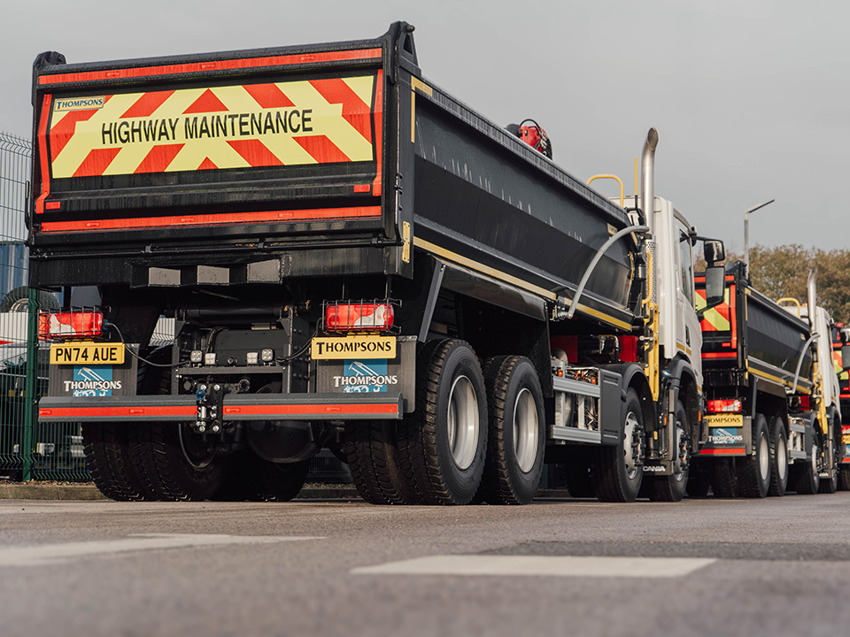 SCANIA XT 32T TIPPER GRAB